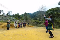 Mong ethnic people celebrate New Year