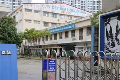 Polluting factories reluctant to give up land to authorities