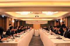 Vietnam, RoK agree to boost cooperation in energy, industry, trade 