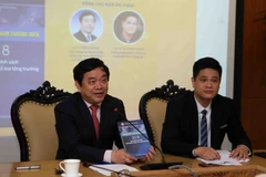 Book on assessment of Vietnam’s economy in 2018 debuts