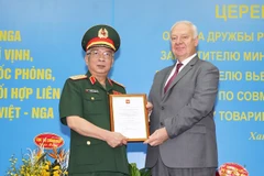Russia’s friendship order bestowed upon Vietnam’s deputy minister