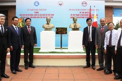 Busts of Vietnamese, Philippine heroes unveiled in Thai Nguyen