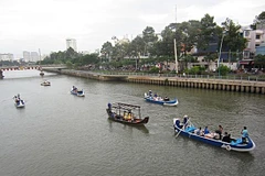 Boat tours in HCM City lack passengers