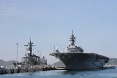 Japanese naval vessels visit Vietnam 