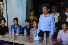 Aid offered to flood-hit overseas Vietnamese in Cambodia