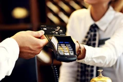 Banks issues more chip cards for security
