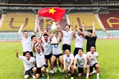 Vietnamese team wins friendly football tournament in Czech Republic