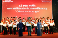 100 outstanding blood donors honoured 