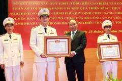 Public security force asked to stay alert to fight corruption