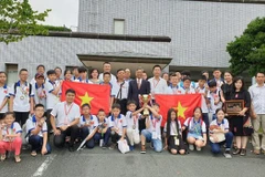 All Vietnamese students to mathematics contest in Japan win prizes
