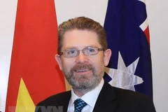 Australian Senate President begins official visit to Vietnam