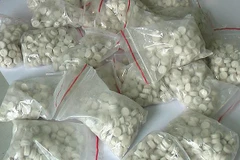 Quang Binh police seize 6,000 drug pills