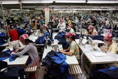 Thai commerce ministry eyes 8 percent export growth