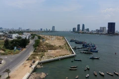 Experts speak out over Han River property projects
