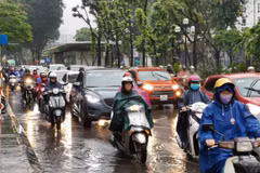 Heavy rain, flash floods forecast to continue over weekend