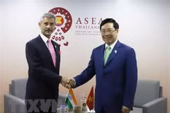 Deputy PM holds bilateral meetings on AMM-52 sidelines