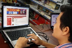 Vietnamese bookworms are happier with the real things