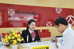 Banks struggle to lure long-term capital