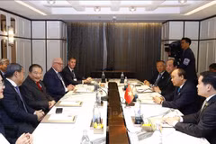 PM welcomes Thai groups to invest big in Vietnam