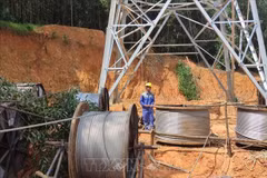 Efforts made to finish 220kV Nam Sum – Nong Cong transmission line project in October (Photo: VNA)