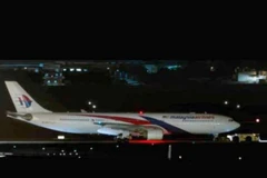Malaysia Airlines flight forced to turn back due to technical problem