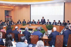 Hanoi seeks partnership with French businesses in multiple areas