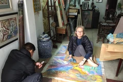 Art curator promotes Vietnamese art to the world