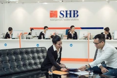 Banks look abroad in rush for long-term capital
