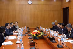 Myanmar’s USDP delegation visits Vietnam 