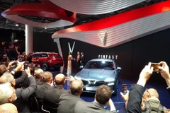Vietnamese firm introduces car models at Paris Motor Show