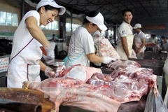 HCM City pilots two safe food markets