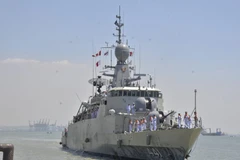 Thai naval vessels dock in Phu Quoc 