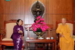 HCM City’s leaders extend greetings on Buddha’s birthday