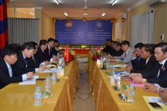 Vietnamese, Cambodian fronts boost cooperation 