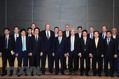 PM Nguyen Xuan Phuc expects new waves of investments from Australia