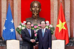 President offers to share rice growing experience with Micronesia