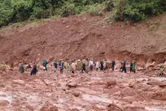 Vietnam Fatherland Front aids flood victims in Ha Giang province