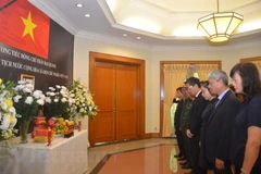 Vietnam Embassy in Indonesia opens condolences book for President Quang 