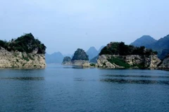 Hoa Binh seeks to promote tourism development in upland areas 
