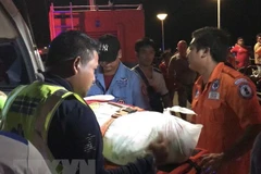 Helicopters, divers deployed to search for capsized Thai boat victims