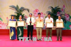 Da Nang reviews house assistance for revolutionary contributors 