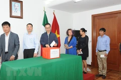 Vietnamese in Mexico raises funds for Lao victims in dam collapse