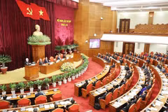 Party Central Committee issues resolution on salary policy reform 