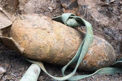 Dien Bien: war-left bomb safely deactivated 