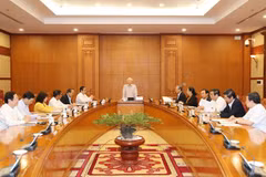 Top leader stresses strategic-level personnel planning 