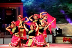 Cao Bang to host song and dance festival