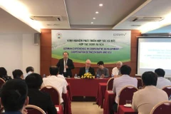 Vietnam, Germany share experience in cooperative development