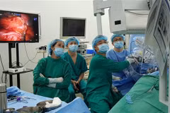 Vietnam has first-ever robot-assisted kidney removal surgery
