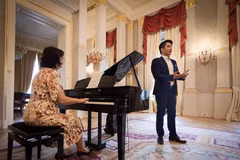 Vietnamese student wins Hungarian singing contest