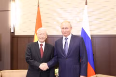 Russia an important, reliable partner of Vietnam: Party leader